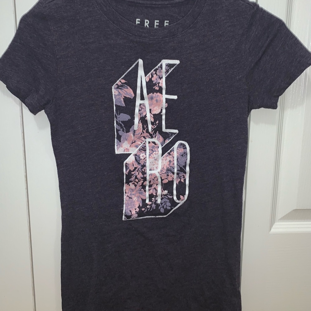 Purple Aeropostale tee-shirt